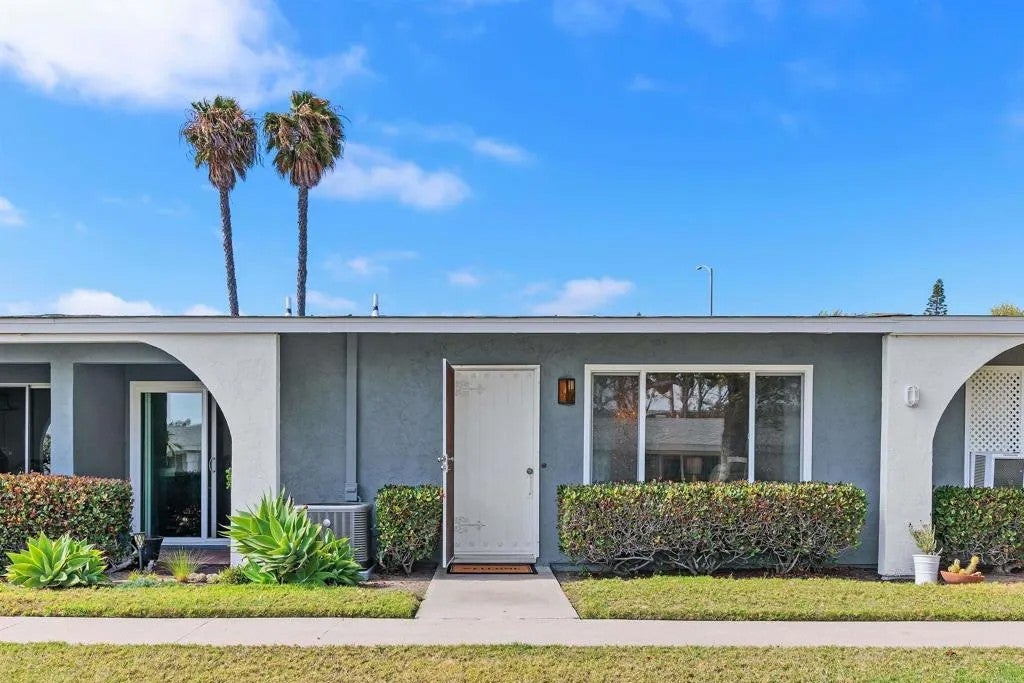 Photo of 3613 Brandywine ST, Oceanside, CA 92057 (MLS # NDP2609642)