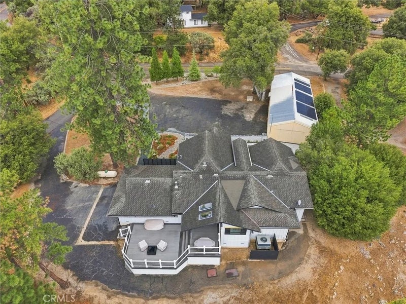 51291 Buckskin Lane
