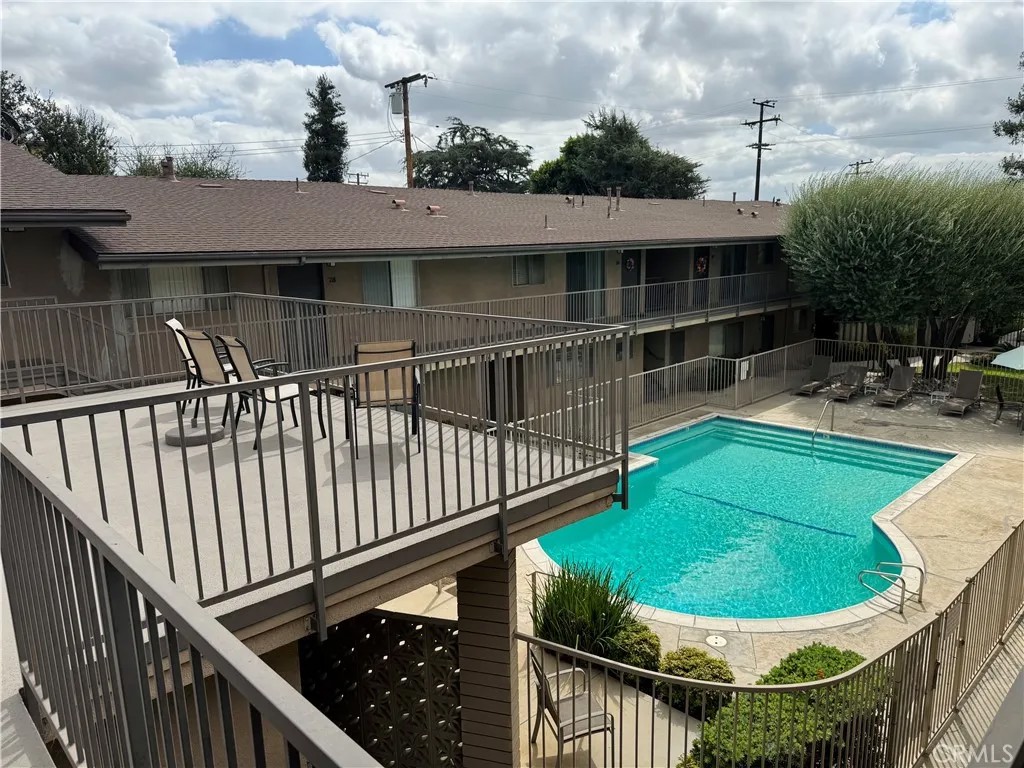 401 E Live Oak Street