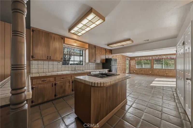 4262 Country Club