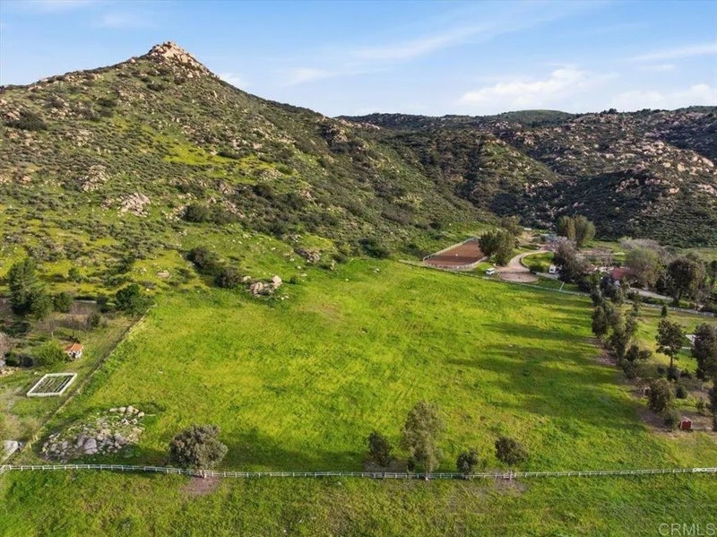 0 Vicente Meadows