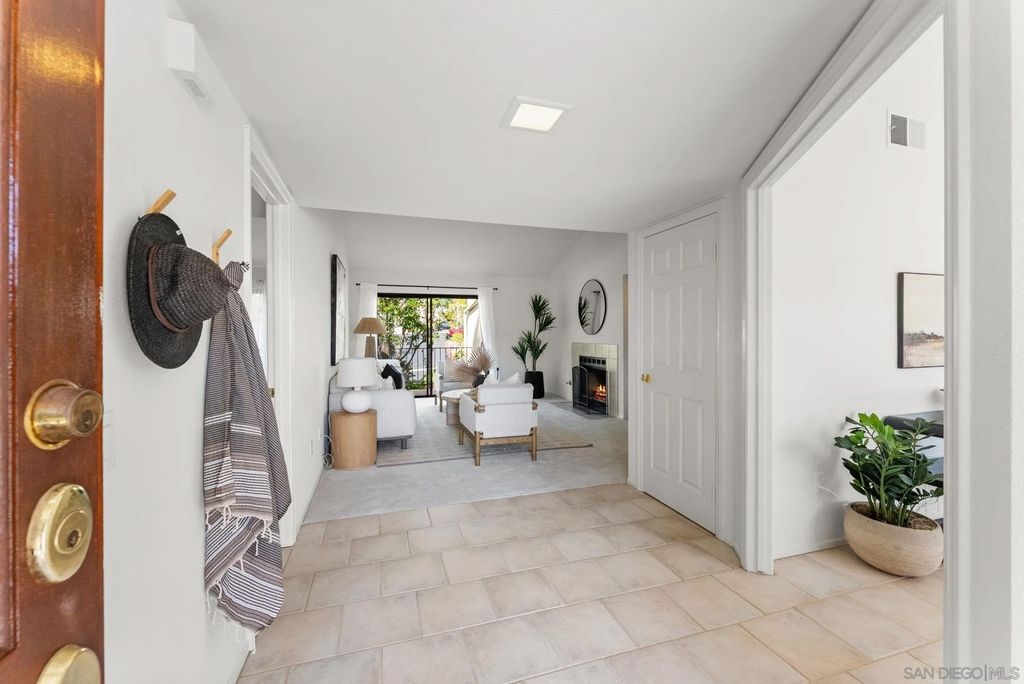 Photo of 3118 Vista Grande, Carlsbad, CA 92009 (MLS # 260009671)