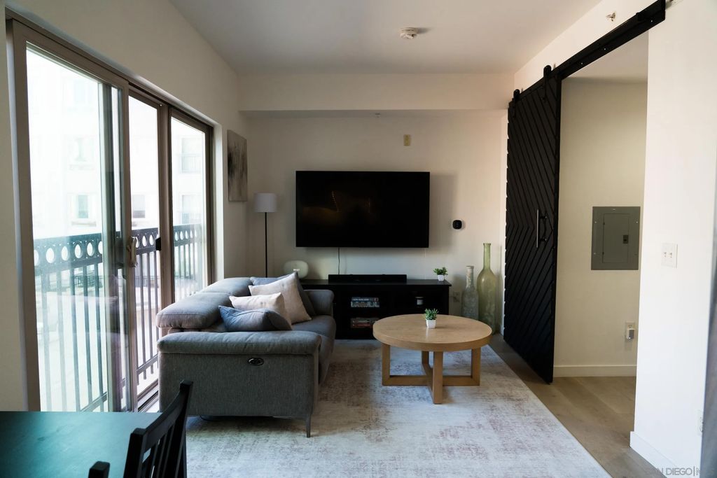 Photo of 450 J St #4161, San Diego, CA 92101 (MLS # 260007161)