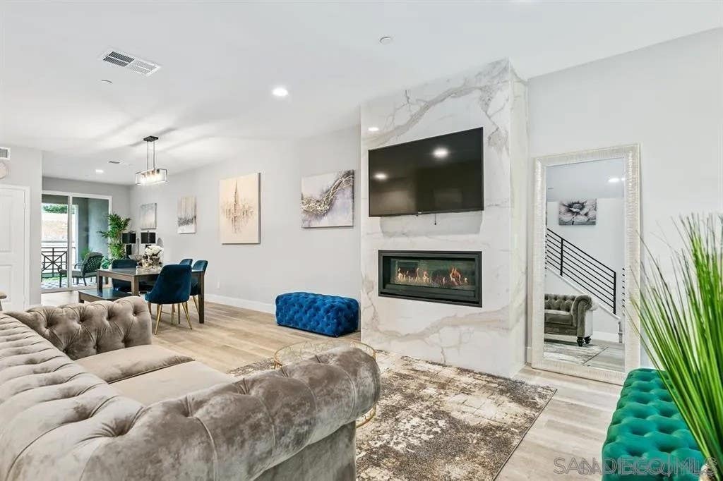 Photo of 347 Oak Ave, Carlsbad, CA 92008 (MLS # 260018962)