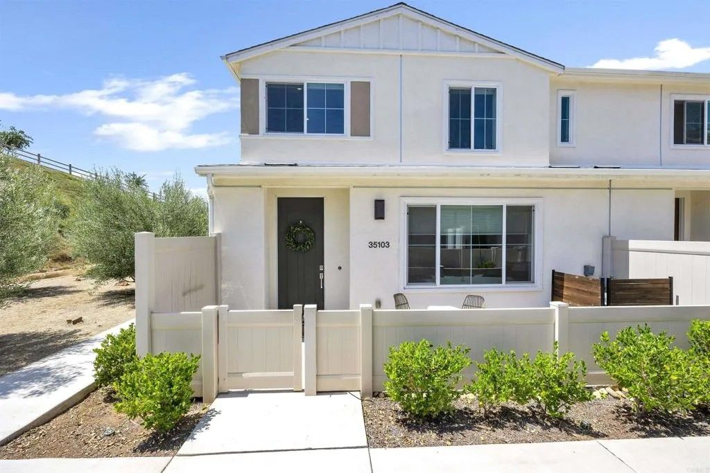 Photo of 35103 Vine Place, Fallbrook, CA 92028 (MLS # NDP2602274)