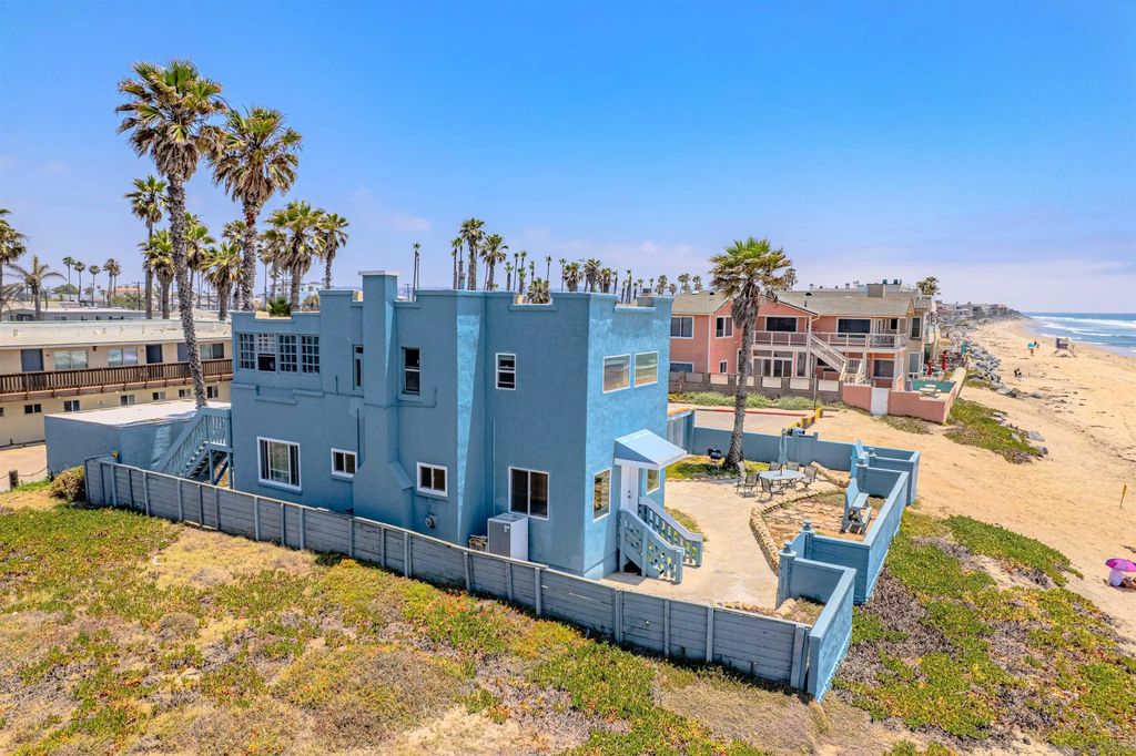 Photo of 997 Ocean Ln, Imperial Beach, CA 91932 (MLS # 250033465)