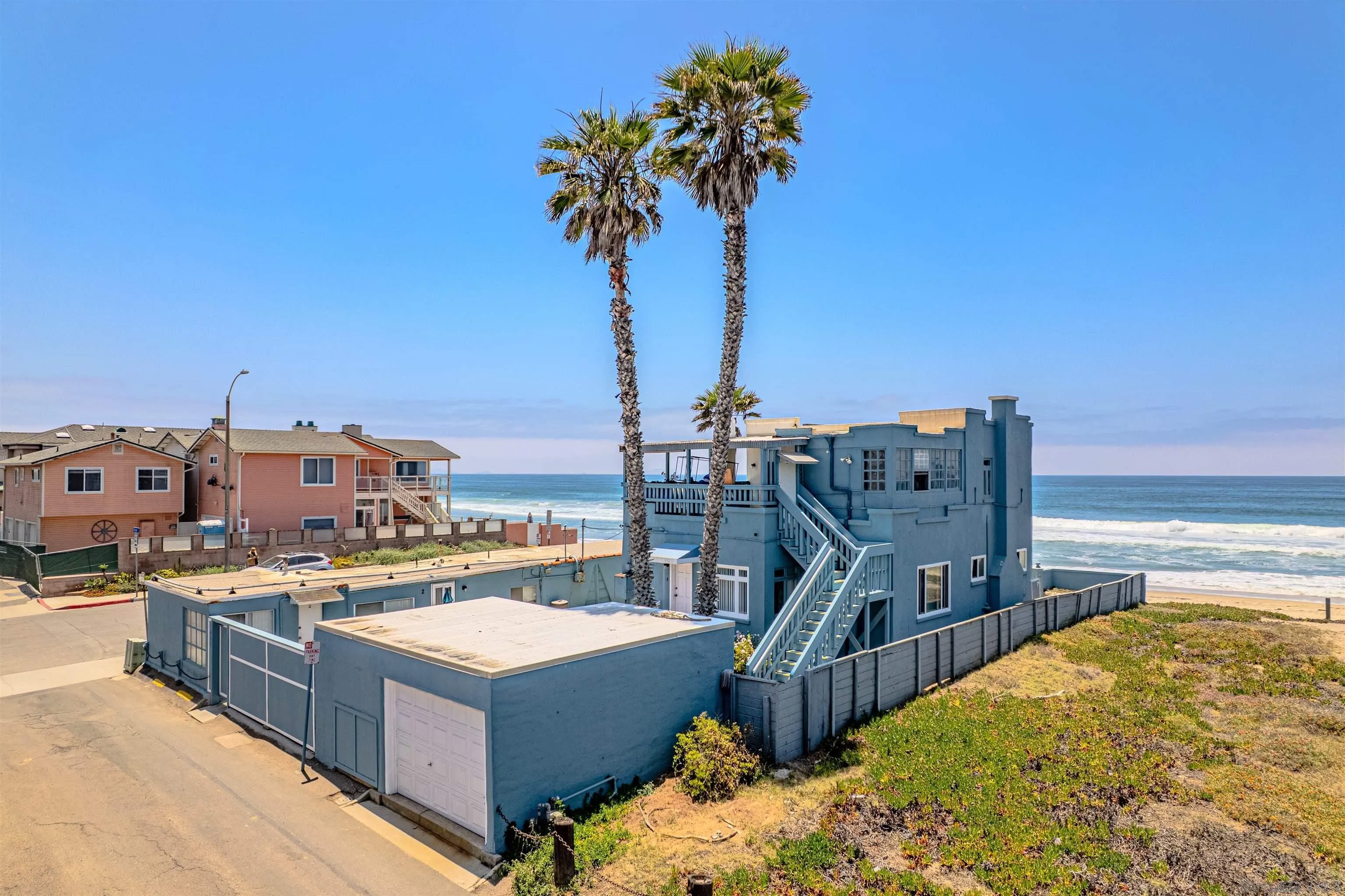 997 Ocean Ln