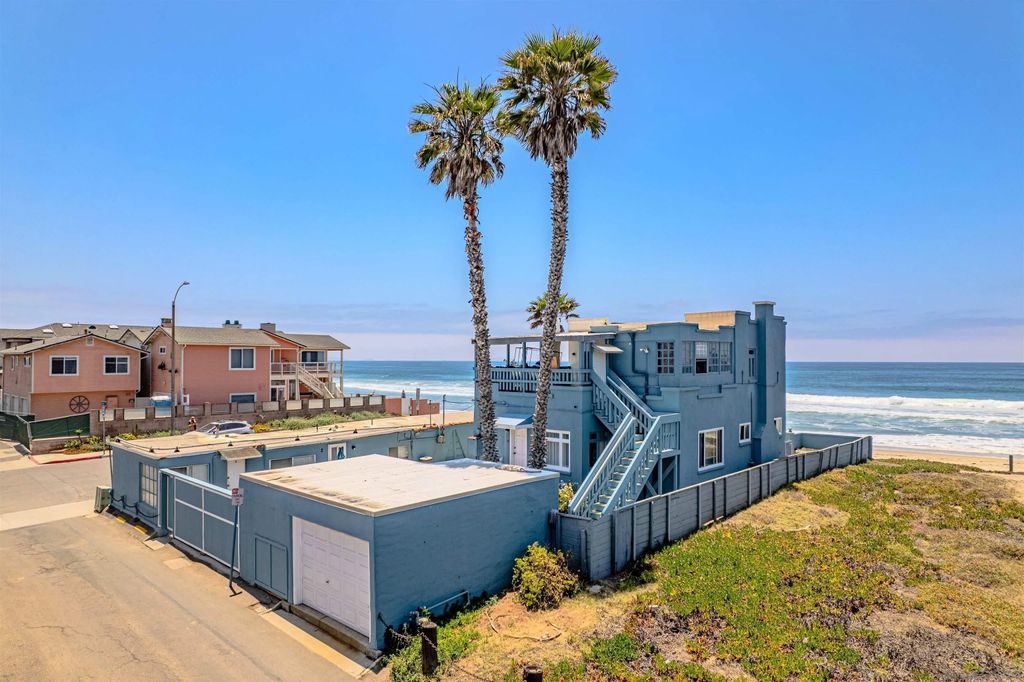 Photo of 997 Ocean Ln, Imperial Beach, CA 91932 (MLS # 250033465)