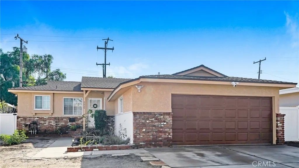 Photo of 2006 W 180th Place, Torrance, CA 90504 (MLS # SB25266860)