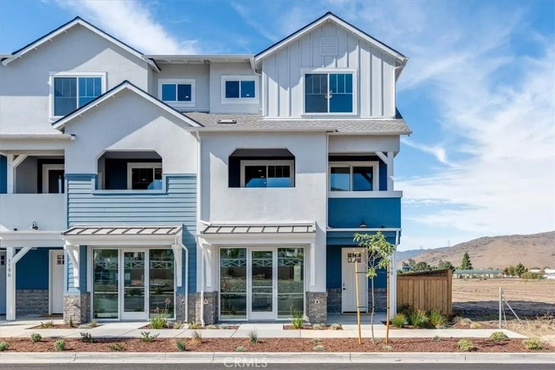 1198 Tiburon Way