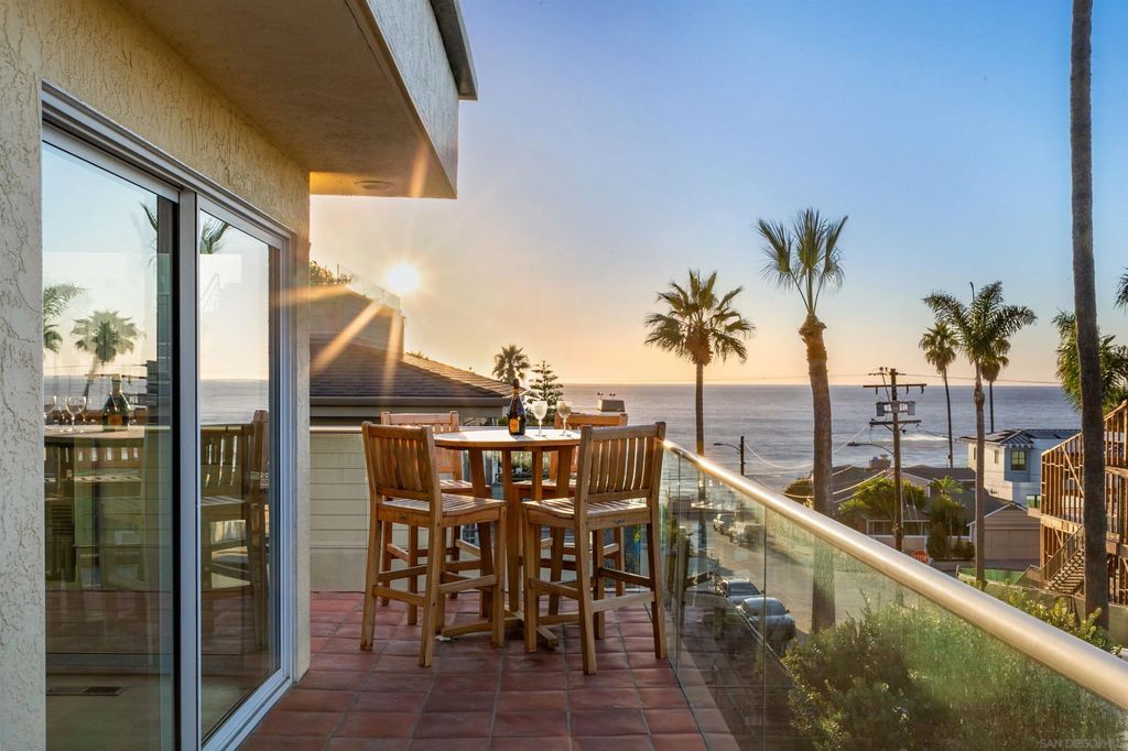 Photo of 253 Gravilla Street, La Jolla, CA 92037 (MLS # 260008712)