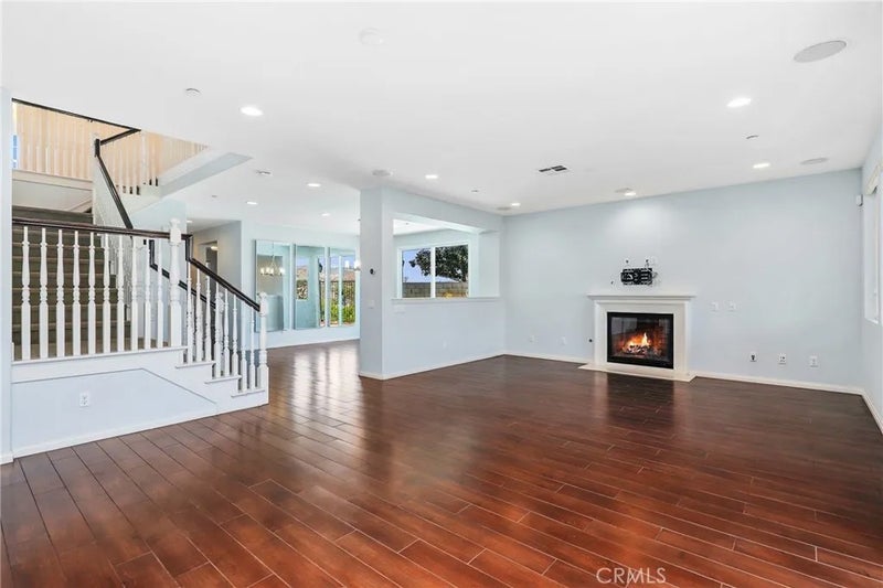 24 Poplar Court