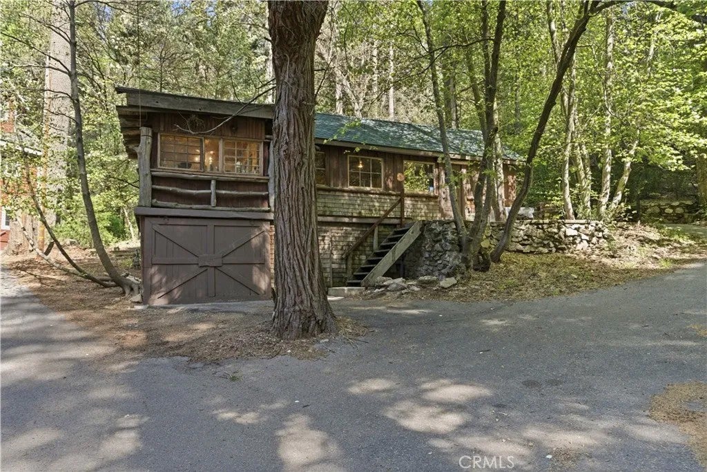 815 Cottage Grove