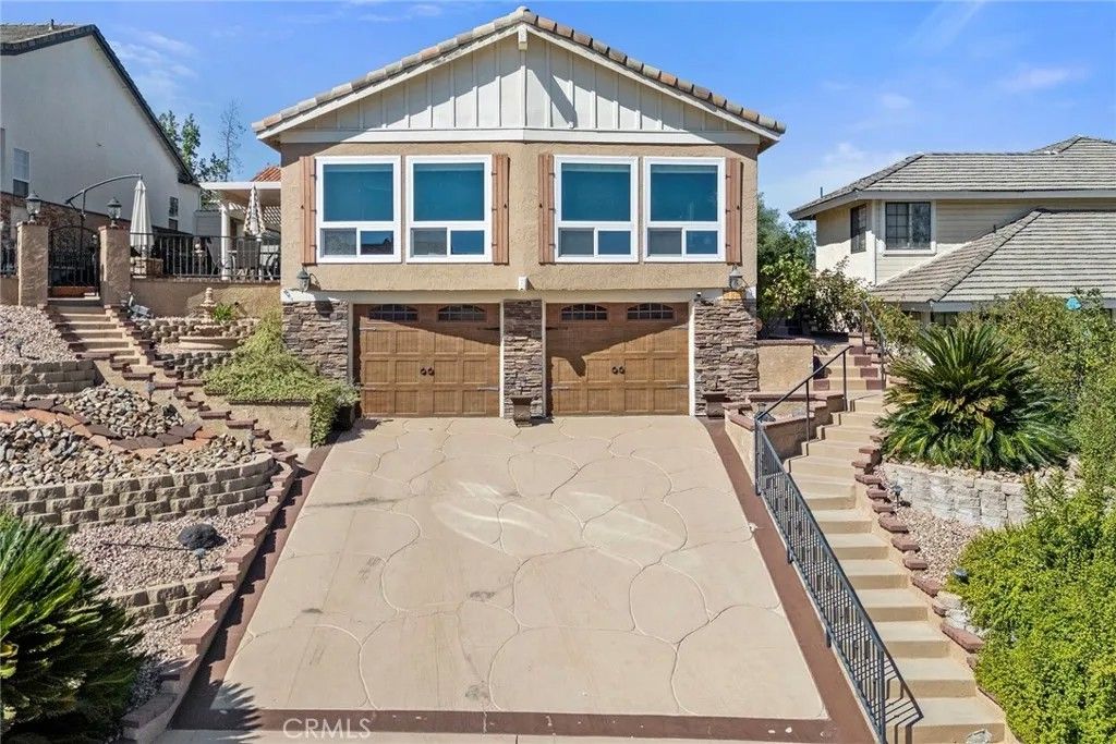 Photo of 30663 Champion Dr, Canyon Lake, CA 92587 (MLS # PW26065137)