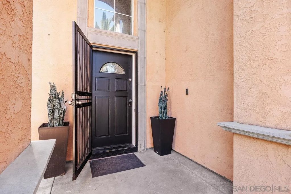 Photo of 1607 Via Otano, Oceanside, CA 92056 (MLS # 260004396)