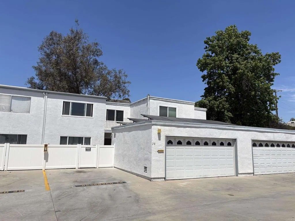 Photo of 1640 Maple Dr #28, Chula Vista, CA 91911 (MLS # PTP2603086)