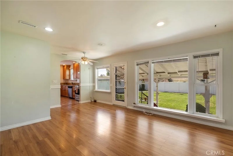 10433 La Serna Drive