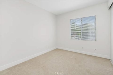 Tiny photo for 37672 Oxford Drive, Murrieta, CA 92562 (MLS # SW26100592)