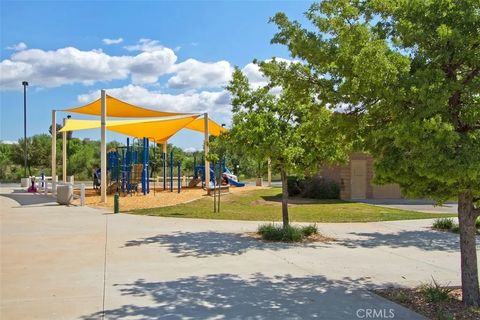 Tiny photo for 37672 Oxford Drive, Murrieta, CA 92562 (MLS # SW26100592)