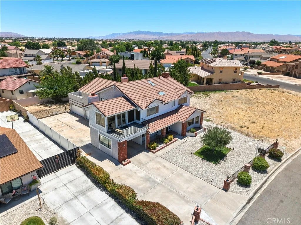 18380 Lakeview Drive