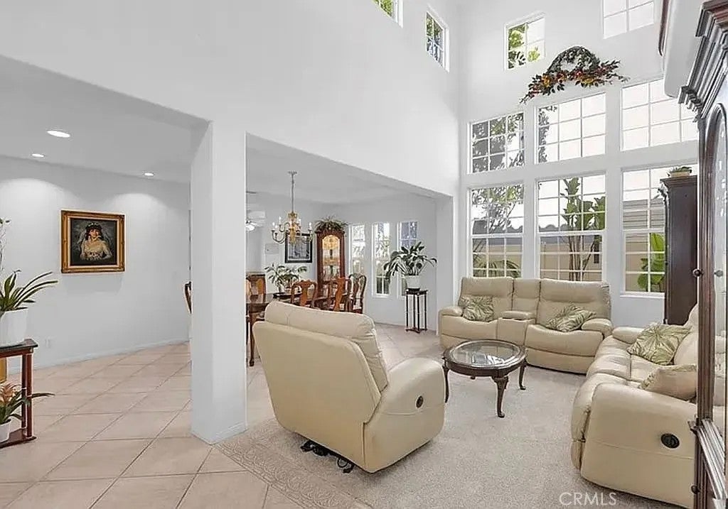 9112 Playa Drive