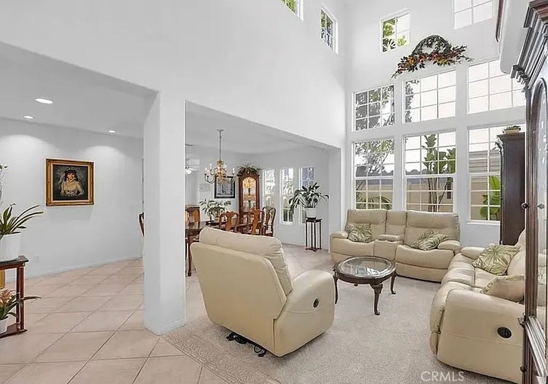 9112 Playa Drive