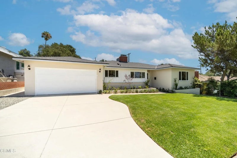 960 Crestview Drive
