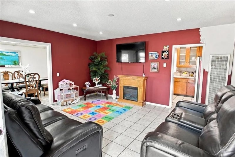 15475 Shadybend