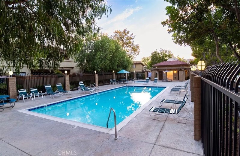 25173 Oak Canyon 4