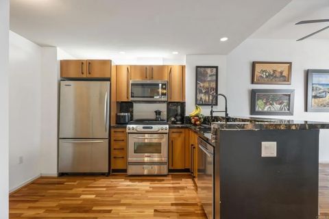 Tiny photo for 350 11th Avenue #928, San Diego, CA 92101 (MLS # NDP2504446)