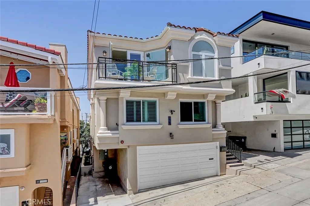 225 Rosecrans Place