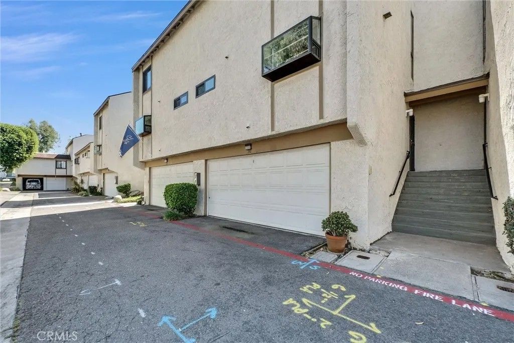 Photo of 2000 W Palmyra Ave #30, Orange, CA 92868 (MLS # OC26064392)