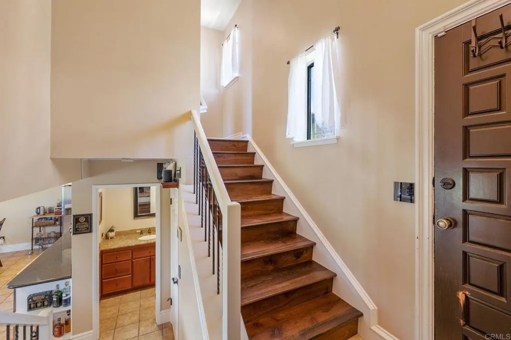 5406 Villas Drive