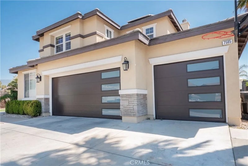 7505 Blue Mist Court