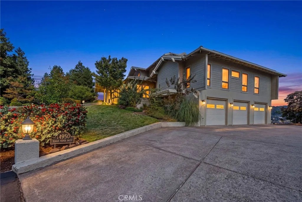 14950 Eagle Ridge Dr