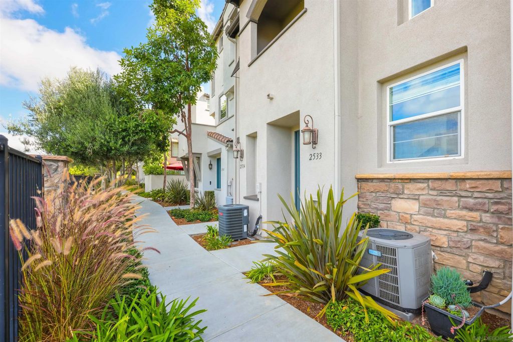 Photo of 2533 Antlers Way, San Marcos, CA 92078 (MLS # 250038752)