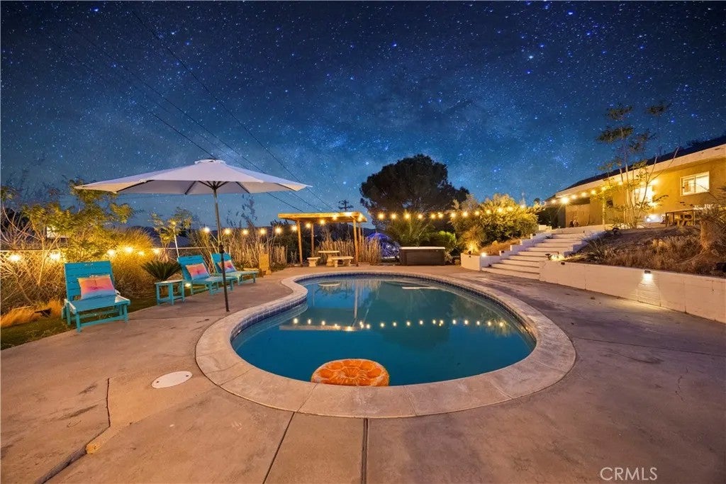 Photo of 7433 Fairway DR, Yucca Valley, CA 92284 (MLS # LG26162842)