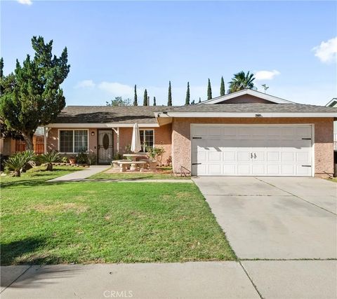 Photo of 7494 LEMON Street, Fontana, CA 92336 (MLS # PI26011439)