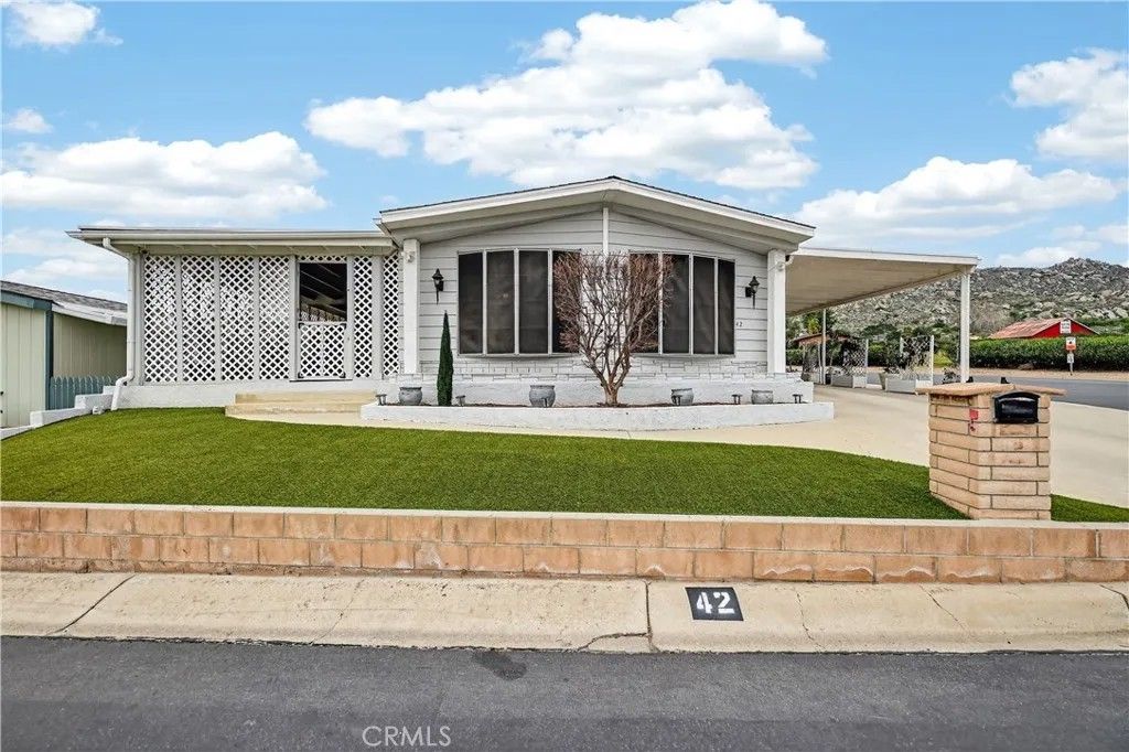 Photo of 24515 California Ave #42, Hemet, CA 92545 (MLS # IG26035150)