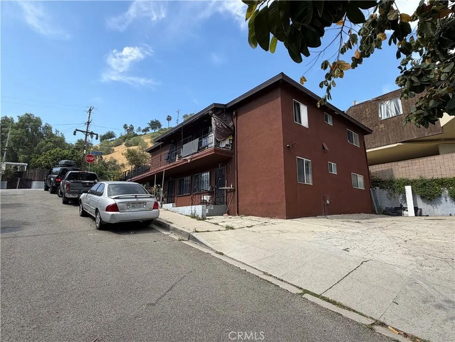 1495 Stadium Way, Los Angeles, CA 90012 for sale - Stessa