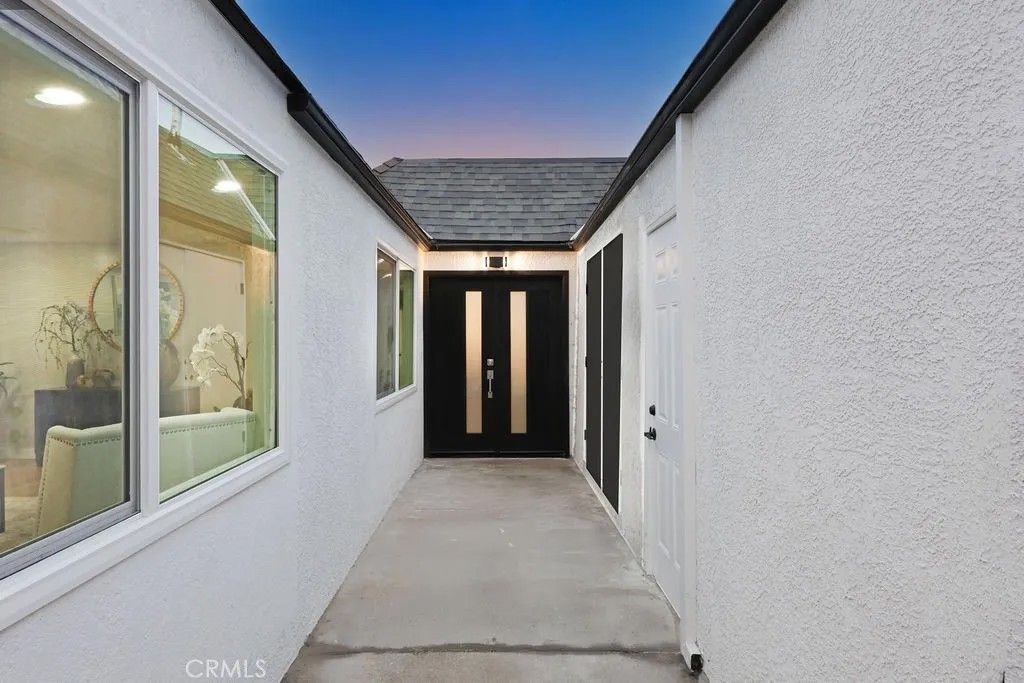 Photo of 916 N West, Anaheim, CA 92801 (MLS # NP26017256)