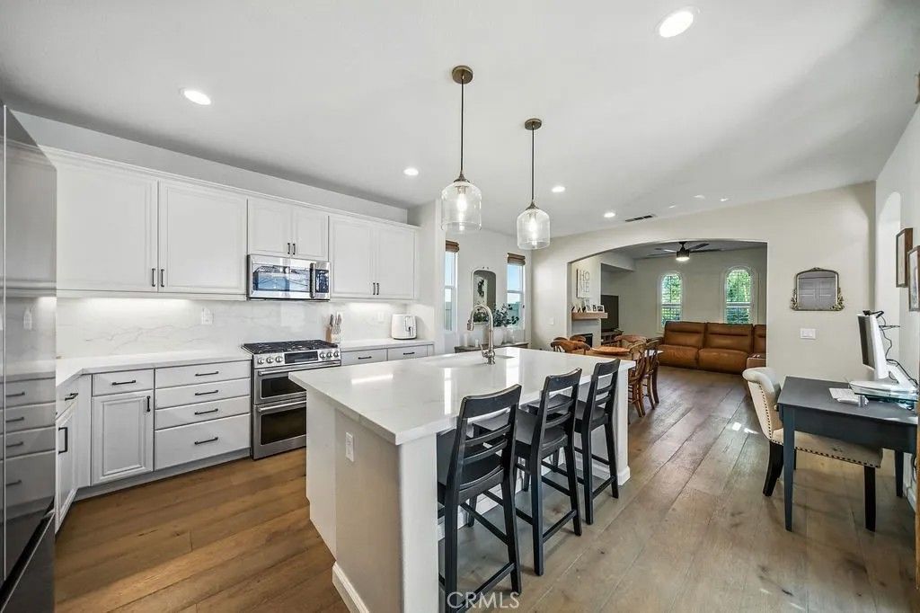Photo of 35724 Kittentails Lane, Murrieta, CA 92562 (MLS # SW25170535)