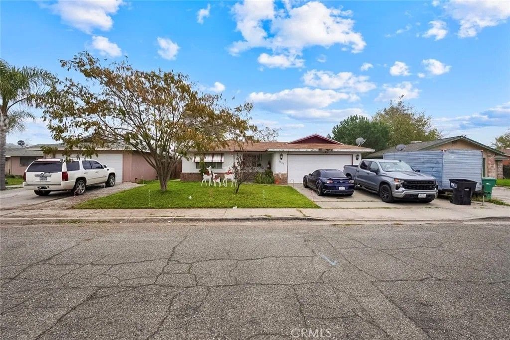 Photo of 6700 Rex Ave, Winton, CA 95388 (MLS # MC25276099)