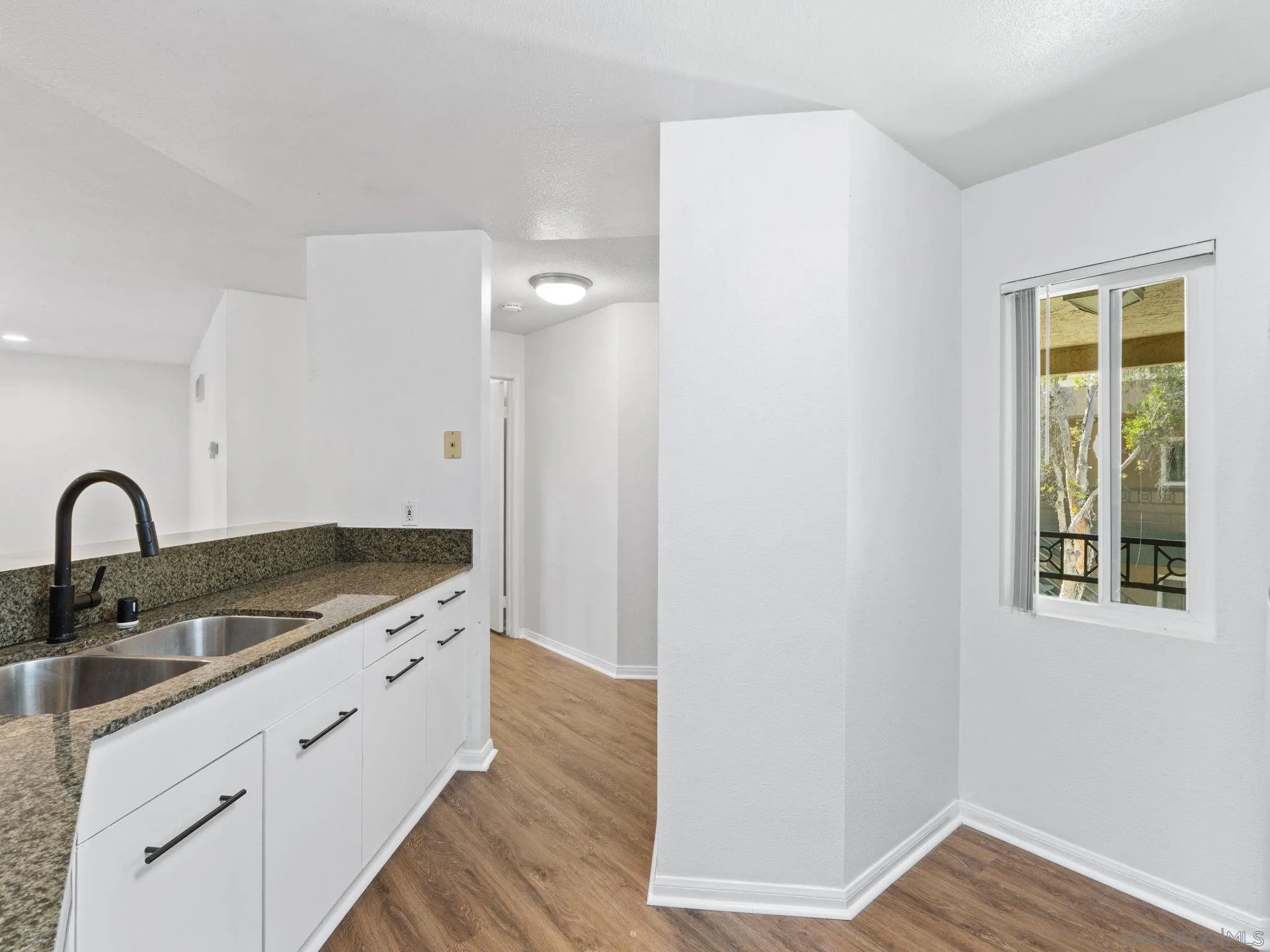 7565 Charmant Dr. #510