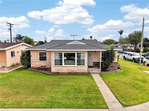 Photo of 9608 Foster RD, Bellflower, CA 90706 (MLS # DW26109127)