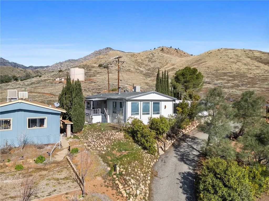 Photo of 117 Mac Hill, Wofford Heights, CA 93285 (MLS # NS26015253)