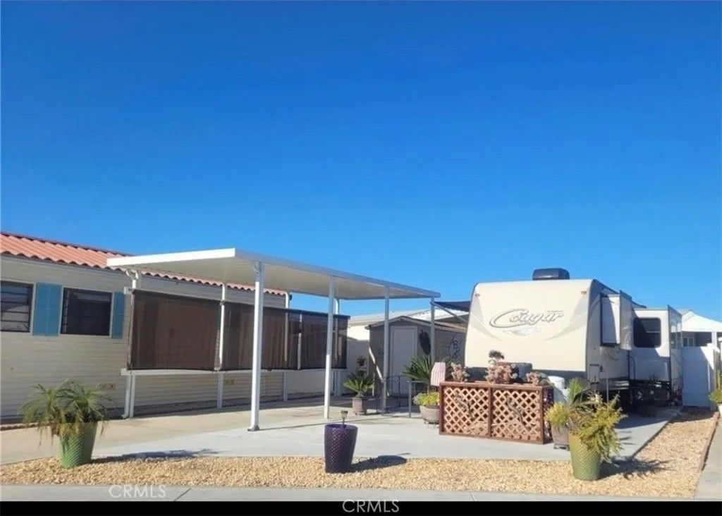 Photo of 1295 S Cawston Ave, Hemet, CA 92545 (MLS # SW26029753)