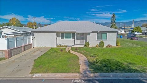 Photo of 25636 Sun Avenue, Loma Linda, CA 92354 (MLS # CV26001453)