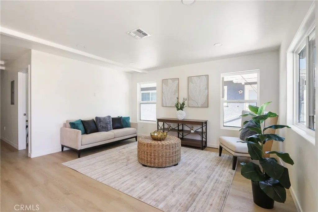 Photo of 1614 W 214th Street, Torrance, CA 90501 (MLS # SB26060509)