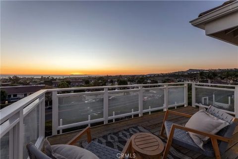 Tiny photo for 2245 Avenida Oliva, San Clemente, CA 92673 (MLS # PW25243415)